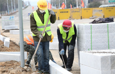 威海临港区市政建设全面发力，22项重点工程开复工推动区域发展新篇章